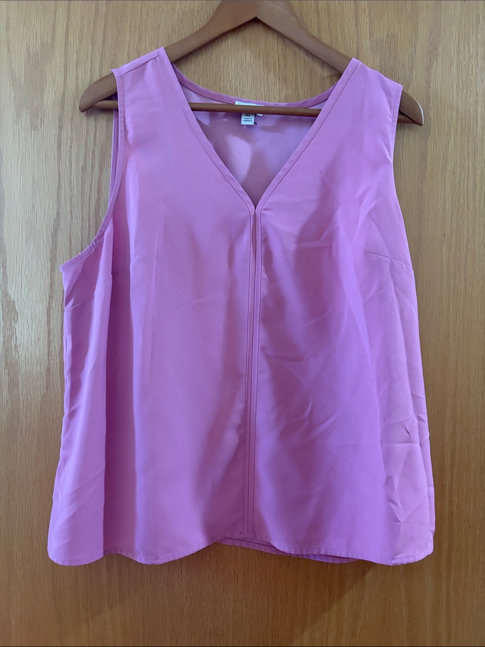 Sleeveless j crew V-Neck Pink Women’s Top